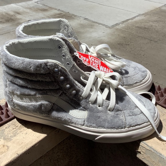 VANS SK8 Hi Sherpa Sneakers in Gray (NWT) - Picture 9 of 9